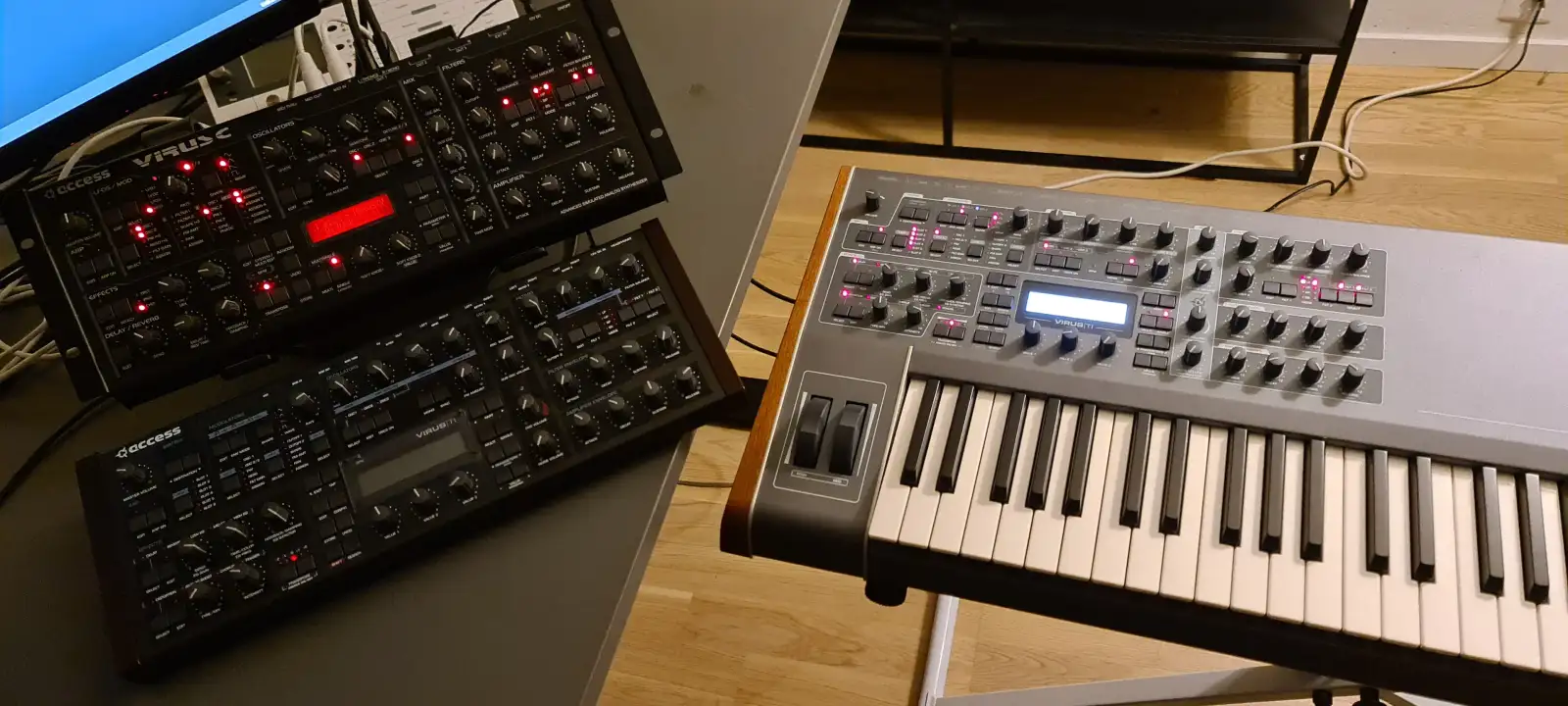Virus C, Virus TI and Virus TI2